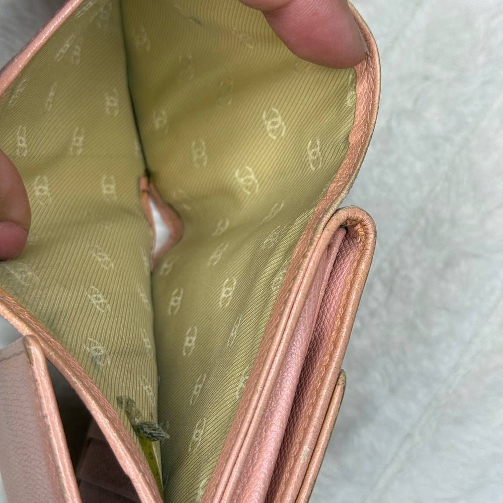 CHANEL COMPACT WALLET - Picture 9 of 10